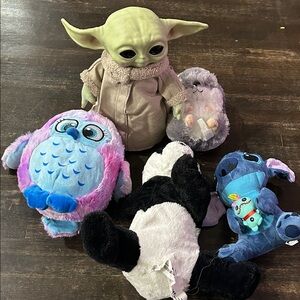 Star Wars Green and Tan Plush Toy
